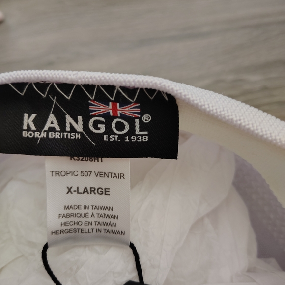 Kangol White Knit Cap - Picture 3 of 4